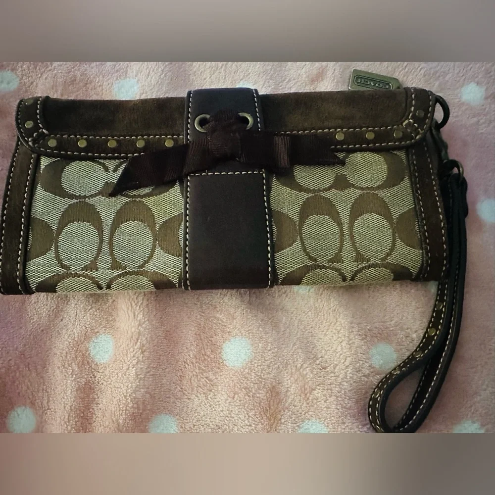 Authentic Vintage Coach Brown Suede  and Leather Clutch with Brass Buckle! - Picture 3 of 10